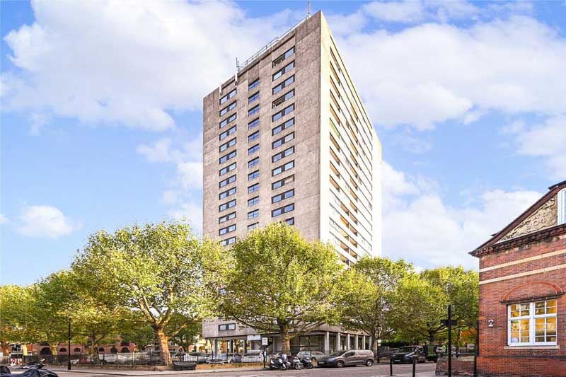 totalinstall1's tweet image. For trade partners looking for real-world expertise: in this Hide Tower project we delivered multiple systems, custom sizes, phased deliveries and onsite collaboration under live-building constraints.
👉 bit.ly/4p9nhys 

#TradeSupport #Installers #ProjectDelivery