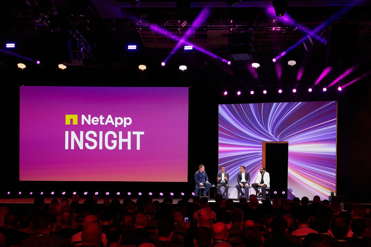 NetAppEMEA's tweet image. On the racetrack or in the office, every millisecond counts.

At #NetAppINSIGHTXtra Paris, Friedemann Kurz, Head of IT at @PorscheRaces, will show how the team elevated their data game by partnering with NetApp, ensuring on-track success.

Register now: ntap.com/4rpWC2z