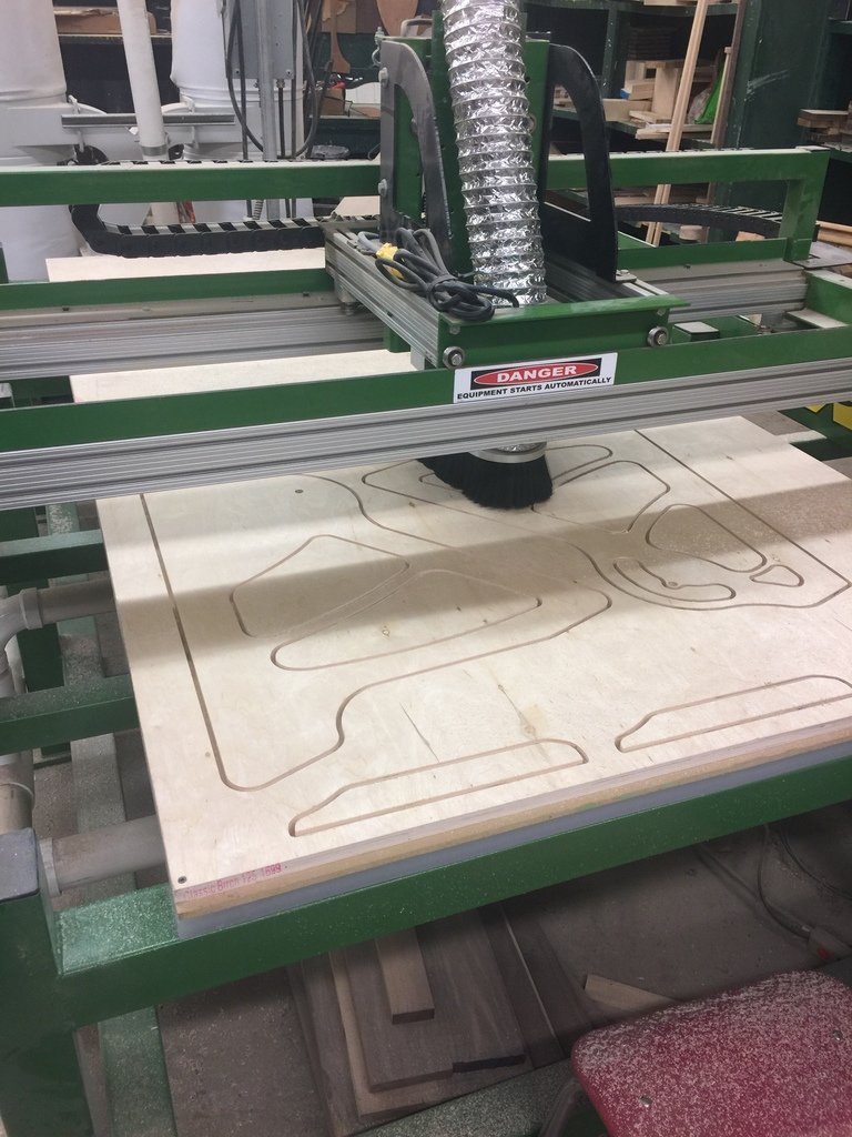 FlorenceSchools's tweet image. Looking for a unique Christmas gift? 🎁 Check out custom projects like this cribbage board or sit-to-stand desk made on our CNC wood router!

Visit the **Community Fab Lab** Thursday 4–7 PM, Room 229 at Florence High School. 💚💛
#GoFloCats #FabLab