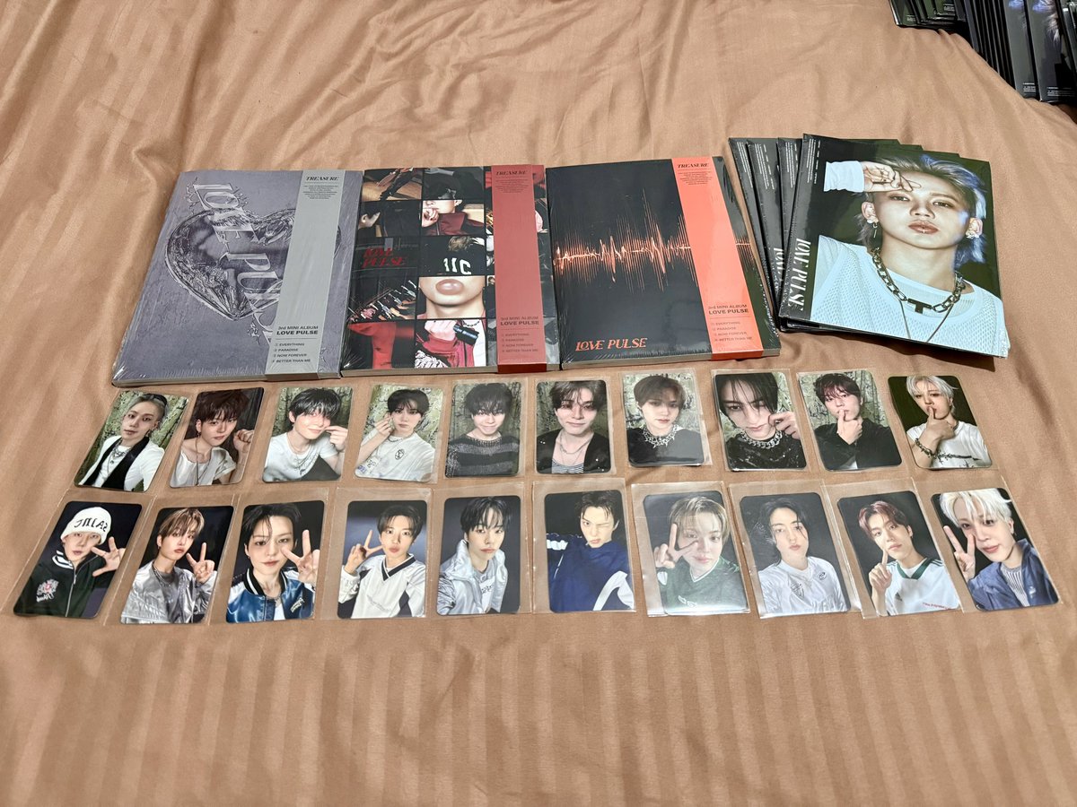 HeidzTreasure's tweet photo. WTS | LFB TREASURE LOVE PULSE - SEALED
SET: Album + POBs
*NY Music
*Makestar
*Weverse
(see thread for set option/reference)
Php500 - Option 1
Php1,000 - Option 2
-prio payo
-piro option2 buyer
-prio will buy 3 or more sets
#Treasure #Teusell https://t.co/zPCgm8xyOU