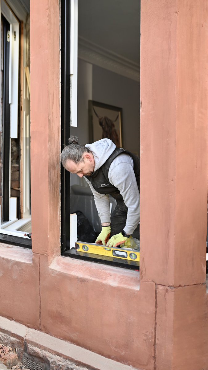 mwmwindow's tweet image. We replace old timber windows with modern double-glazed ones — precise, reliable, quality service. 

#mattwindowmate #windowreplacement #doubleglazing #sashwindows #mwmwindows