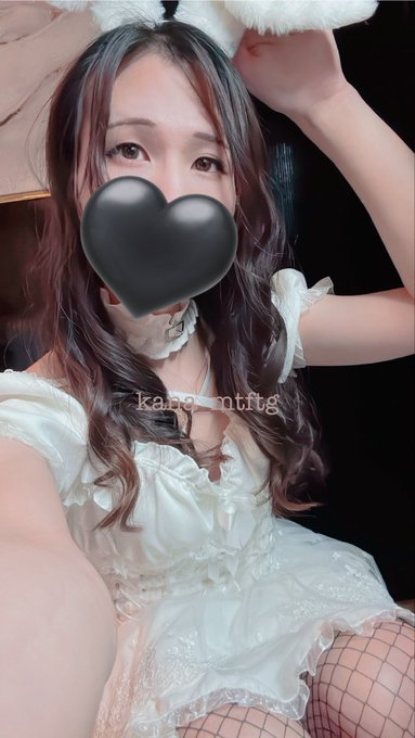 今日からまたいつもの衣装に戻って出勤でぇす～
あと、お店用のアカウント出来たのでヨロぴょん🐰 