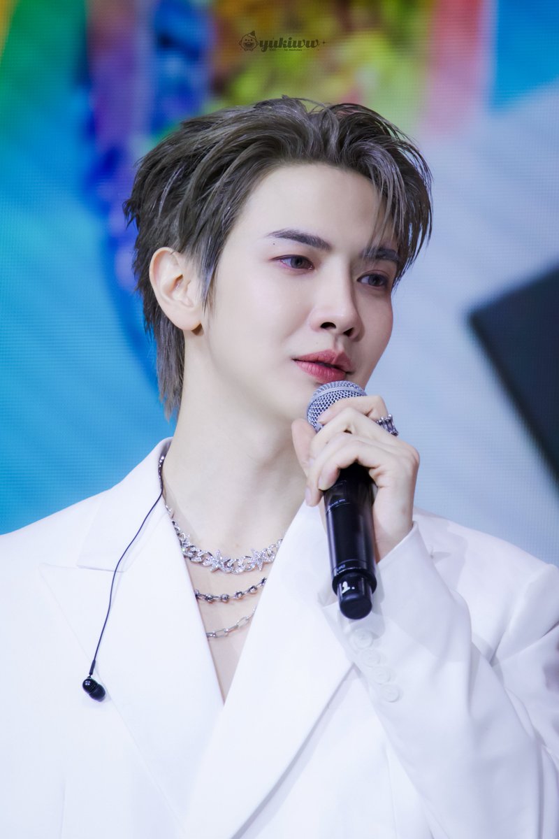 yukiww_mb1025's tweet image. Elegant🫧

MAXKYBAS OUR HOME 
#MaxkyBas1stFM 
#maxky_rp @maxky_rp