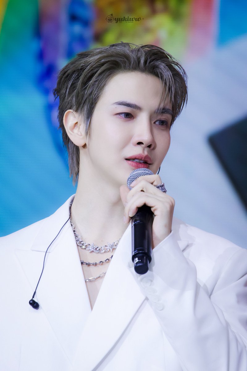 yukiww_mb1025's tweet image. Elegant🫧

MAXKYBAS OUR HOME 
#MaxkyBas1stFM 
#maxky_rp @maxky_rp