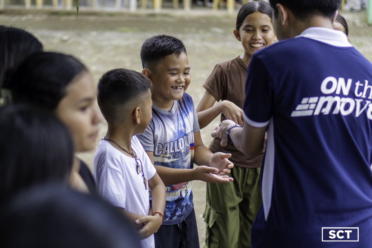 addusamahan's tweet image. IN PHOTOS | Last August 21, 2025, Sta. Maria youth gathered as Magis on the Move empowered young leaders toward SDG-aligned, community-focused action. 

With SAMAHAN iGov’s good governance support, participants gained tools and spaces to lead with purpose. 🤝🏼

#OnTheMove🏃🏻
