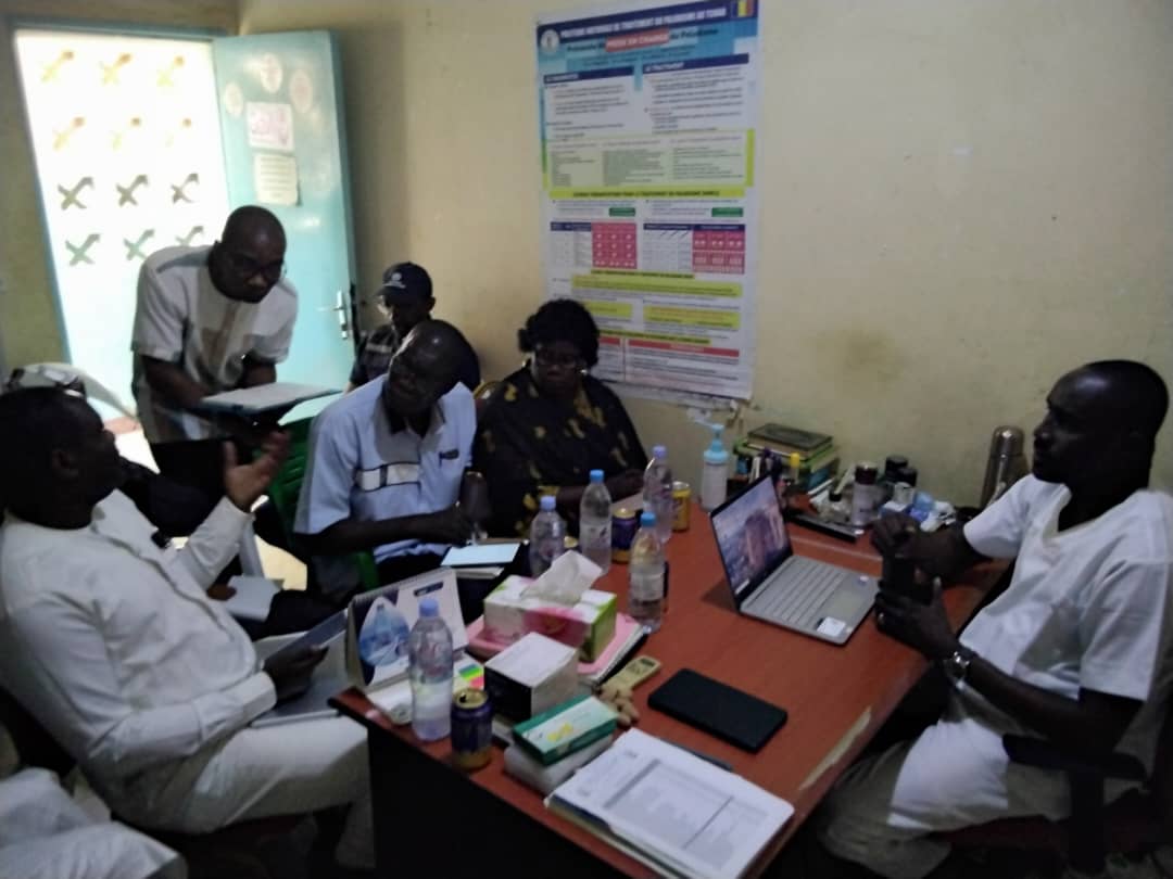 Dans le cadre de l’appui au @santeTchad, une équipe de l’@OMS, avec le soutien de @Gavi, réalise l’évaluation post-introduction des vaccins #PneumoCoque, #Paludisme &amp; #Rotavirus.
Objectif : identifier les enseignements clés pour optimiser les prochaines mises en œuvre vaccinales.