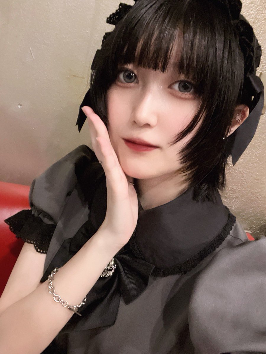 おはようなのです꒰ঌ ♡ ໒꒱

グリップ迷走中！ふわりちゃん、ねねちゃんとお待ちしております🫶

なの(<a href="/loop_nano/">なの꒰ঌ ♡ ໒꒱</a>)

#ダーツ　#メイド　#秋葉原　#ダーツ女子