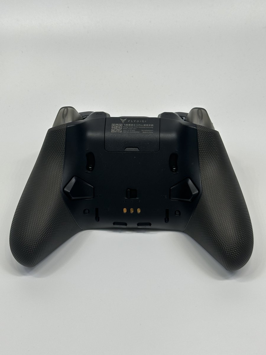 minixpcofficial's tweet image. 🎮💨 Your Flydigi Vader 5 Pro is on its way! First batch dispatched.
⚠️ Second batch drops in days—act fast before it’s gone!
🚀 Get yours: minixpc.com/products/flydi…

#GameController #Flydigi #GamingCommunity
