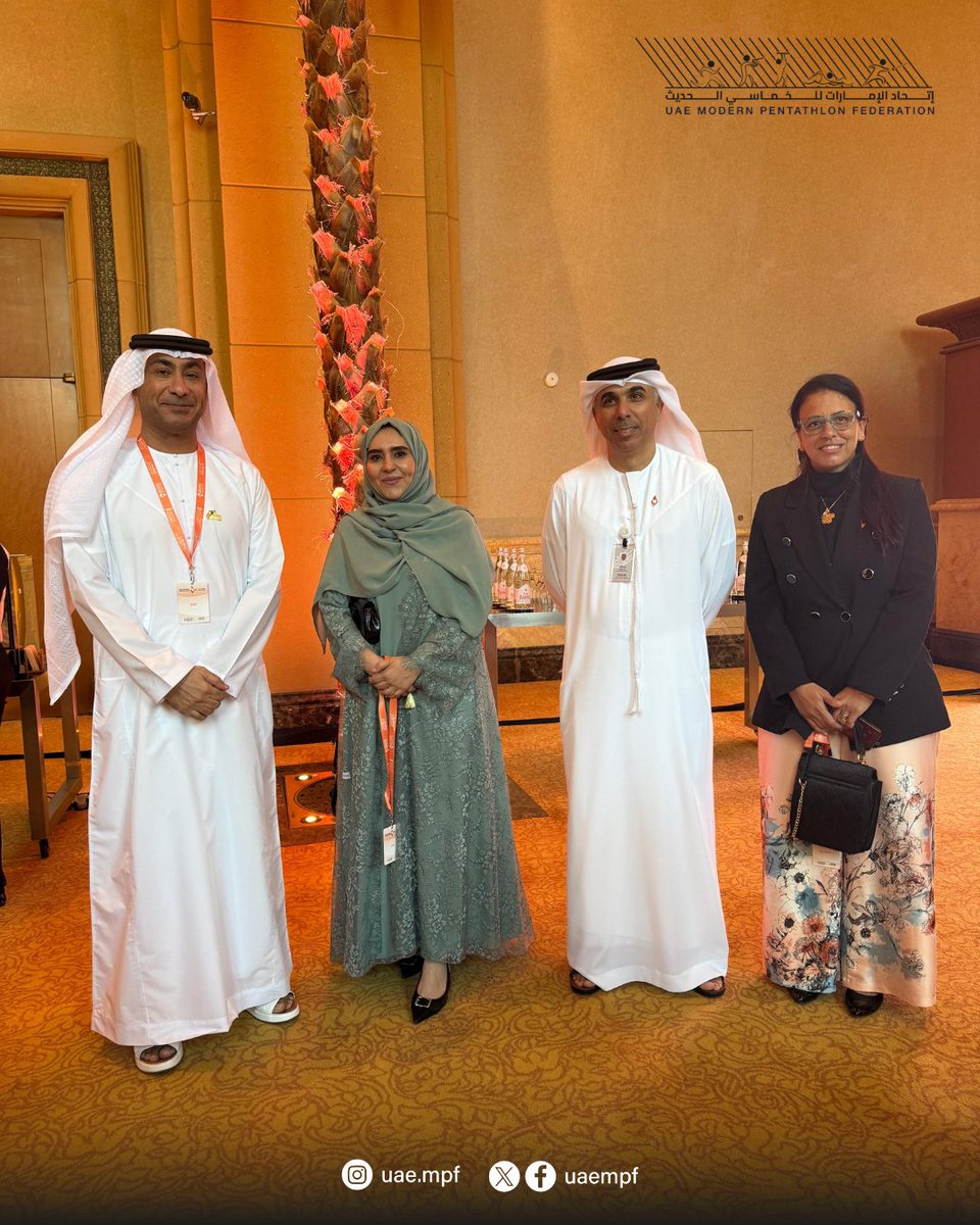 سعادة الدكتورة هدى المطروشي رئيس اتحاد الإمارات للخماسي الحديث 
سعادة خالد راشد الزعابي رئيس نادي ابوظبي لألعاب القوى 
سعادة عبدالله الوهيبي رئيس لجنه تسيير الأعمال اتحاد الإمارات للسباحة

من حفل جائزة فاطمه بنت مبارك لرياضة المرأة