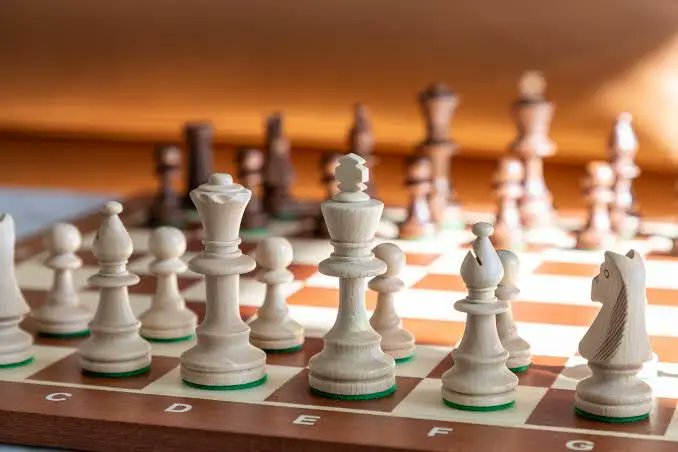 xap_authi's tweet image. Did you know?
The number of possible ways to play the first four moves on each side in a game of chess is 318 919 564 000.