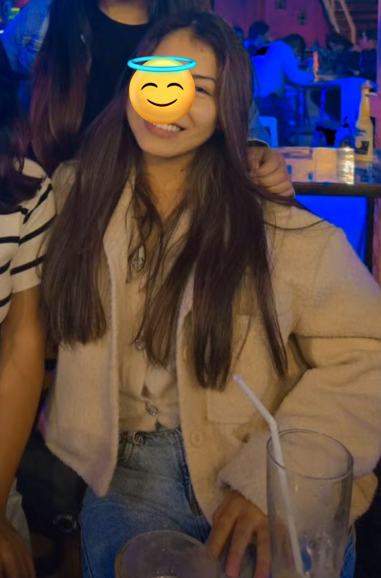 El día de mi cumpleaños como inicio, y como termino (izquierda) aunque no hicimos nada ni concretamos con otro, ese día hicimos muy rico el amor. Te amo mi chinita.