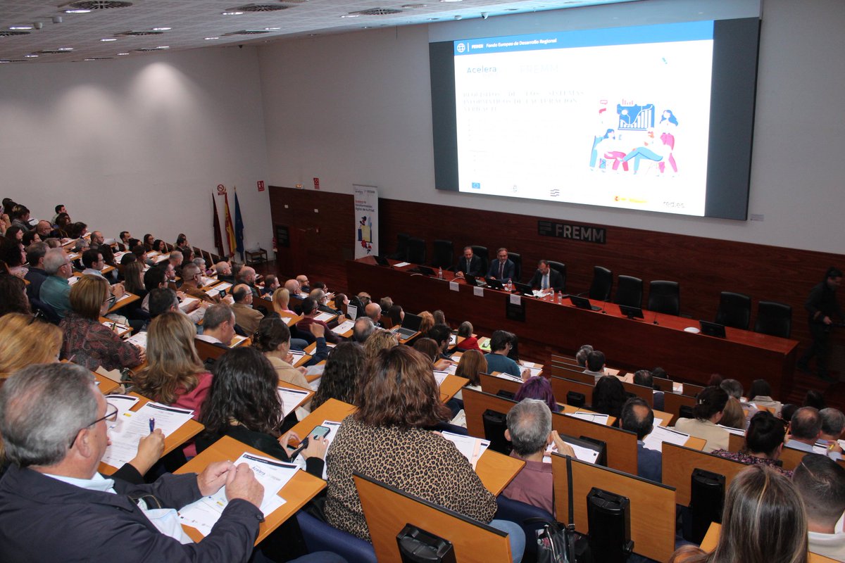 fremm_es's tweet image. 🔍 #Verifactu congrega a cientos de empresarios, convocados por la la Oficina @Acelerapyme, adscrita a @fremm_es y abierta a todos.
La Agencia tributaria resuelve todas las dudas.
@redpuntoes 
#FEDER #OficinasAcelerapyme #Acelerapyme #transformaciondigital #EuropaSeSiente