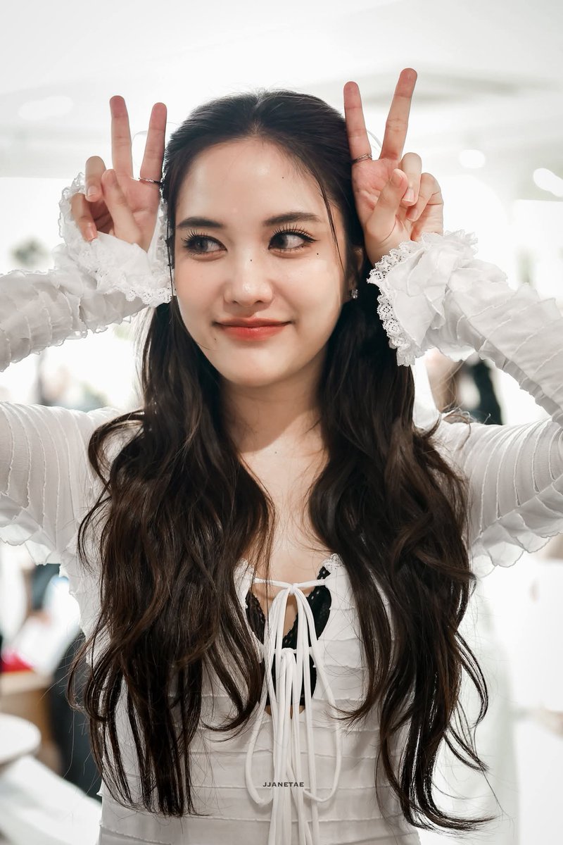 🐰

SAROCHA X VIVAIA SIAM CENTER
#FREENxVIVAIATH
#vivaiathailand
#srchafreen #GIRLFREEN #FreenSarocha
#solennEntertainment