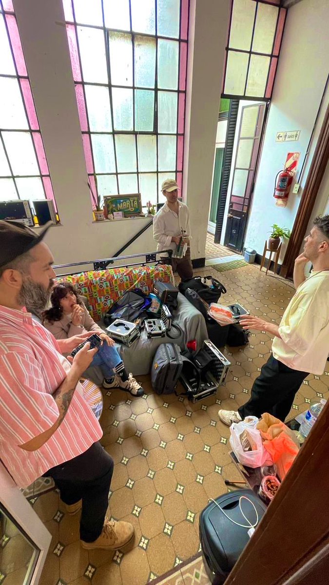 Gm 
Hoy en la @devcon 
12pm de Buenos Aires 🇦🇷vamos a estar presentando el documental del Songcamp en el que participamos junto a  <a href="/NuriaDutt/">Nuria Dutt</a>  y <a href="/AccuraDreams/">accura dreams</a>   
En producción y host <a href="/duodomusica/">Dúo Dø Music ♬₊˚🔜 Devconnect 🇦🇷</a>   
realización audiovisual de <a href="/_snrlab_/">_SNRLAB_</a>   y producción ejecutiva de <a href="/sweetman_eth/">sweetman @ Devconnect 🇦🇷</a>