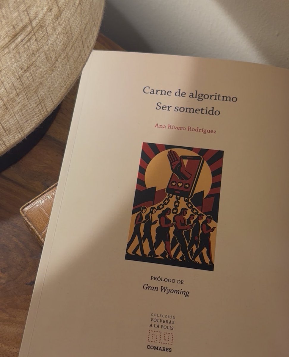 AnaRiveroSVQ's tweet image. Después de meses de trabajo, aquí está. Indescriptible la sensación.

comares.com/libro/carne-de…

#algoritmo #politica #LecturaRecomendada