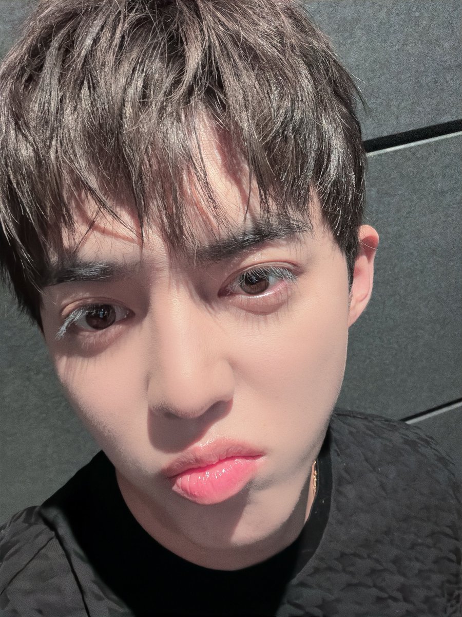 wonubliss's tweet photo. S.COUPS 🌟🖤 https://t.co/ObGb6NwsUz