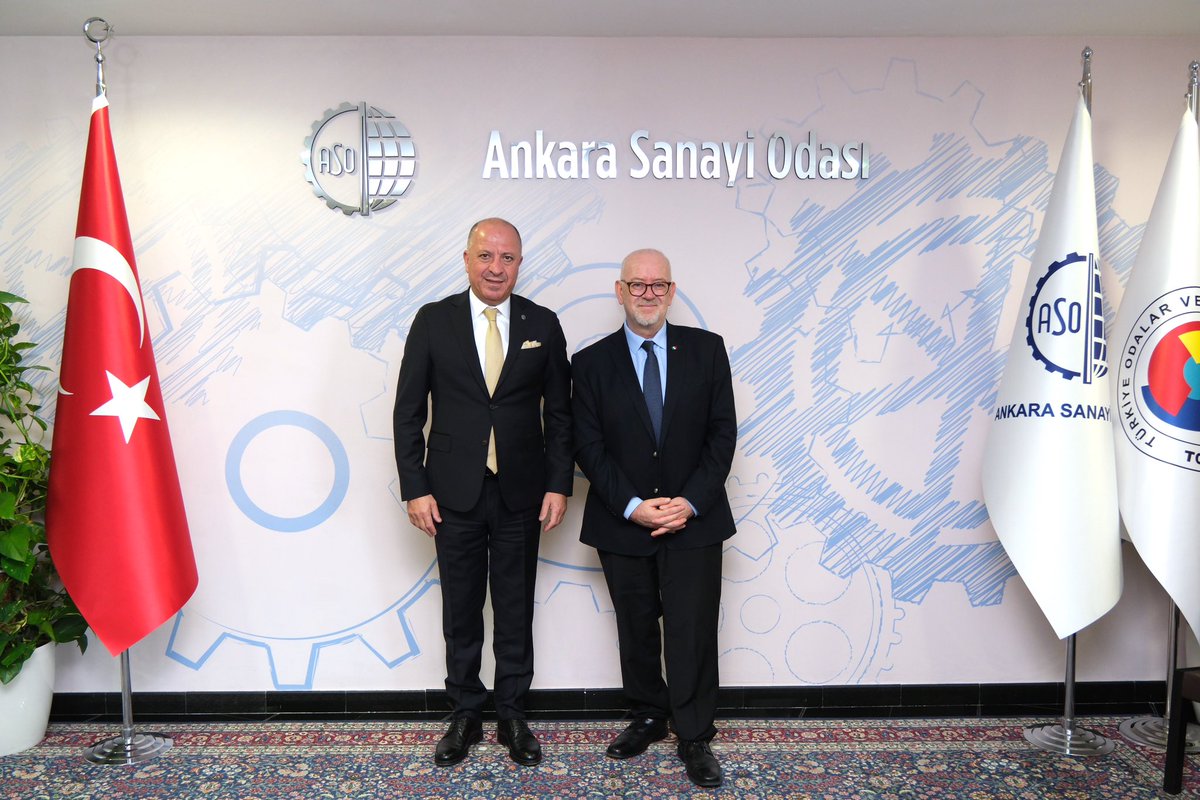 ASOKurumsal's tweet image. Ankara Sanayi Odası Başkanı @seyit_ardic, Meksika'nın Ankara Büyükelçisi Javier Diaz de Leon’u konuk etti.

ASO Genel Sekreter Yardımcısı Dr. Ahmet Dinçer ve Ticaret Ataşesi Juan Ascencio Moctezuma’nın da yer aldığı ziyarette, Türkiye ile Meksika arasındaki ticaret hacminin…