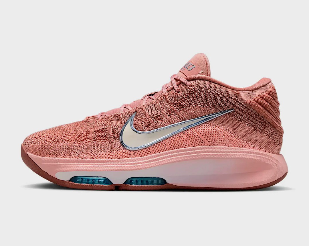 【60%off】定価137,500円 1月6日〜1月13日 最終セール NIKEのブラックフライデーセール。 これが60%オフとなればさすがに迷い