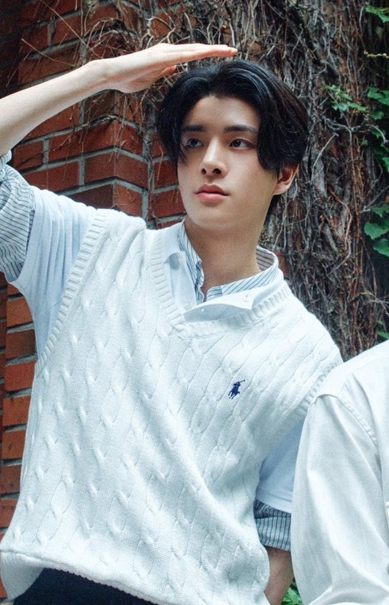 jaeyunsim22's tweet image. SO OBSESSED OMGG.... #JAKE