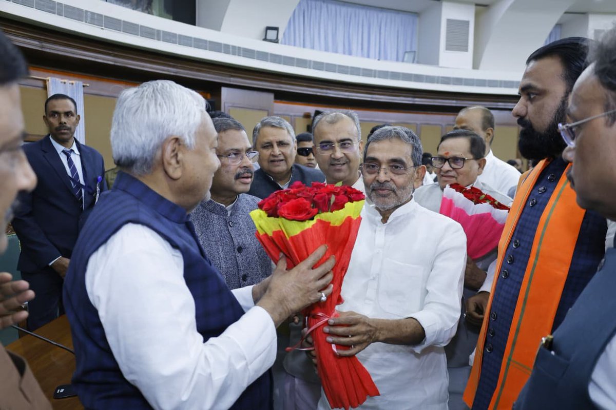 ANI's tweet photo. Patna | Nitish Kumar was elected as the leader of the NDA legislature party today. He will now stake claim to form government in Bihar. https://t.co/ww8Z3vw3n5
