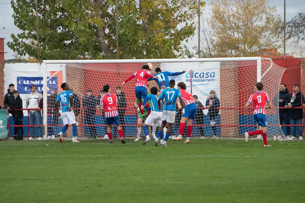 AtcoTordesillas's tweet photo. 📸 Así captó @henargar13 el gol de @joan4castano que puso el 2-1 en el marcador el pasado domingo.

#VamosTorde💪 https://t.co/QxQdiN9UJS