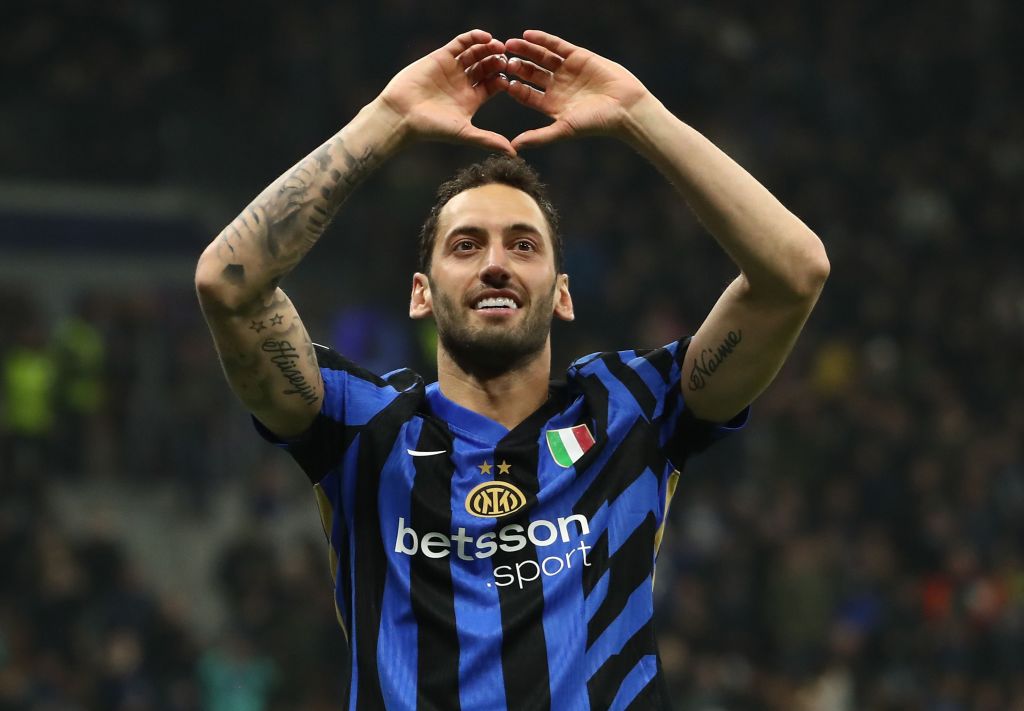 🚷 Hakan Çalhanoğlu'nun Ocak ayında Inter'den ayrılığı imkansız görünüyor.

🆕 Inter, Hakan Çalhanoğlu ile yeni sözleşme imzalamaya hazırlanıyor. (Fabrizio Romano)