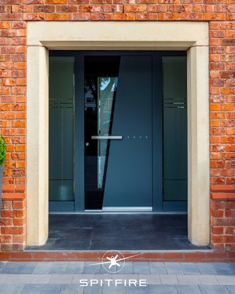 SpitfireDoors's tweet image. This S-500 aluminium door, finished with subtle Swarovski detailing, delivers a refined entrance that stands out for all the right reasons.

✨ Discover the S-Series collection at spitfiredoors.co.uk

#SpitfireDoors #S500 #SwarovskiDesign #LuxuryEntrance #AluminiumDoors