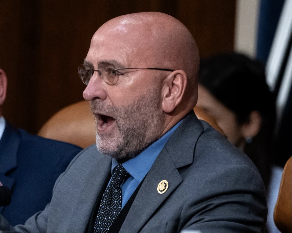 angertab08's tweet photo. Who voted "nay"? 

Rep. Clay Higgins of Louisiana. 

The people demanded government transparency, and he is upset that we received it. 

To quote Clay:
"this bill reveals and injures thousands of innocent people – witnesses, people who provided alibis, family members, etc. https://t.co/zpKmsJnMoo