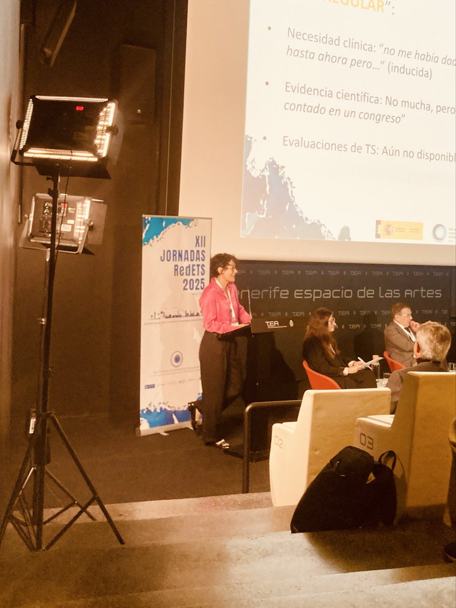_SESCS_'s tweet photo. Eva Elisa Álvarez León (#CHUIMI) presenta: “La #ETS como Herramienta Clave para apoyar la toma de decisiones en salud en las CCAA y los Hospitales: el caso de Canarias”
#SESCS @SanidadGobCan @sanidadgob #RedETS2025
(Streaming: https://t.co/K5ngsZiFON) https://t.co/LgaaWVVY0m