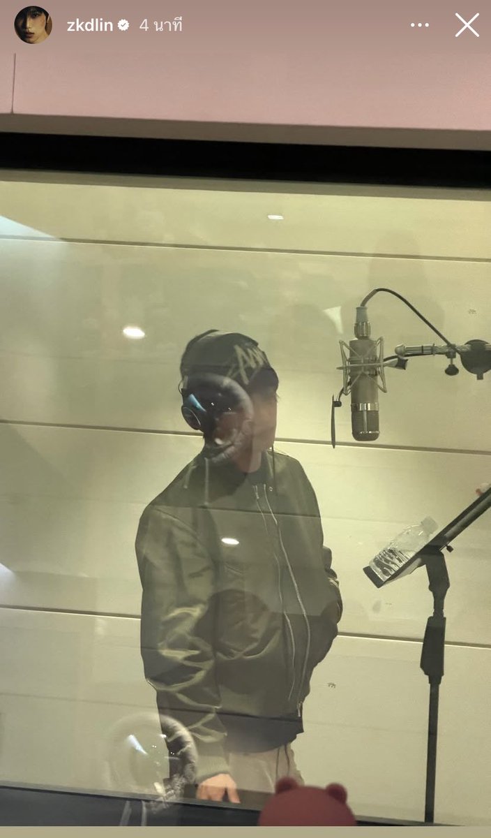 drkyung1216's tweet image. เอ็กโซอัดเพลงกันยังไม่เสร็จเหรอ ? เซฮุนก็ส่งรูปห้องอัดเพลงมา จงอินก็มาลงสตอรี่คิดว่าลืมรหัสไปหมดแล้ว คิดถึงฮีสุด