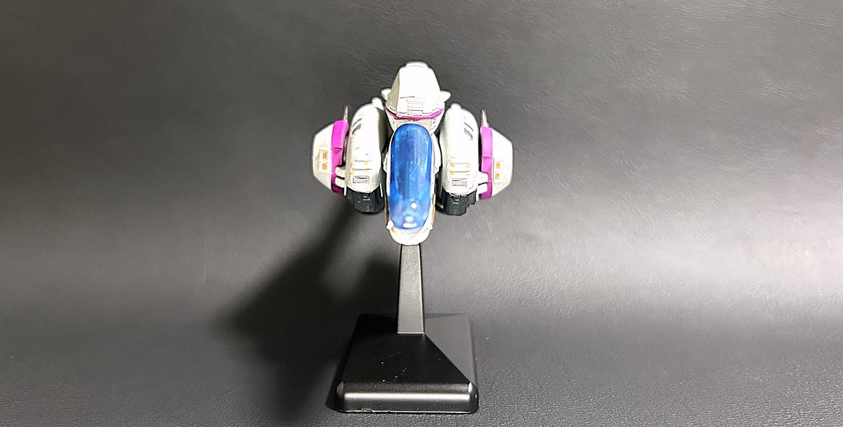 wandering_seal's tweet image. モデリングはR-TYPE FINAL2の細かなCGを再現されていおり、ビッシリとディテール入ってます。
見てもらえれば分かりますが500円ガシャにしても細かなディテールにスタイルも文句無し。
完璧にR-99ラストダンサーが再現されています。
サイズも10㎝と大きくて良い！
#rtypefinal2