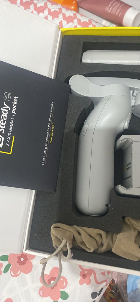 alkamoraaa's tweet image. Prelove stabilizer brica steady 2 pocket
Condition good baru dipake beberapa kali 
850k
Dikirim dari Bandung 
#wts #prelove #stabilizer