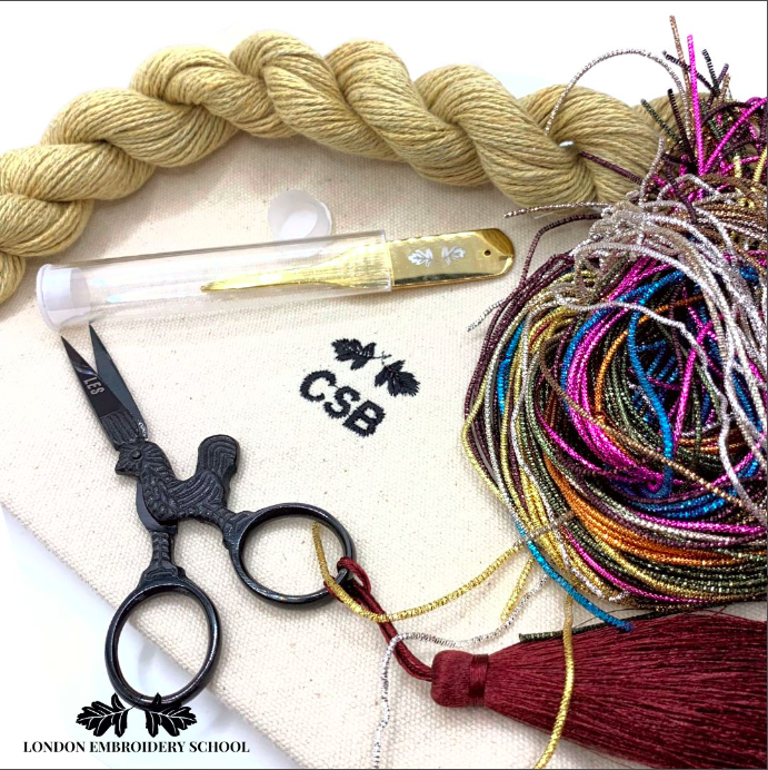 LondonEmbSchool's tweet photo. The festive season is fast approaching, why not treat a loved one to one of our wonderful kits? The perfect gift for all abilities That pairs well with one of our classes!!

#embroidery #gifting #feelingfestive

https://t.co/bFDH6KvCIR https://t.co/Z3v9XdqKeS