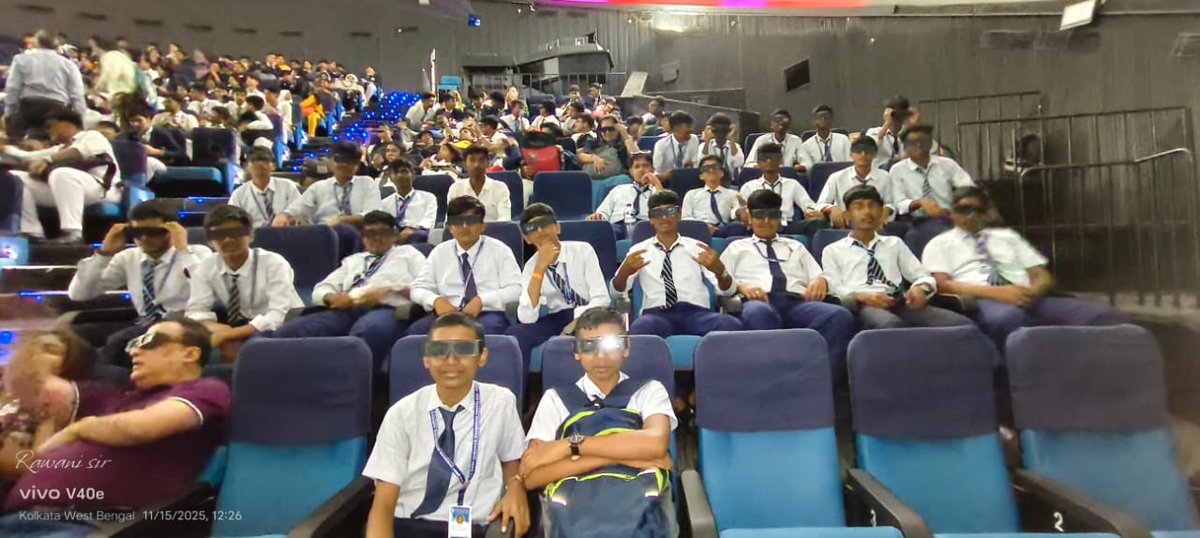 JBurdwan's tweet photo. Students of JNV Durgapur (West Bengal) explored learning beyond books during Bagless Day, engaging in Exposure visits with creativity and curiosity. Under @NVS_HQ vision of experiential learning.
#BaglessDayInJNV #BaglessDays #NVS #JNV
#nvshq https://t.co/gZmTBTbed3