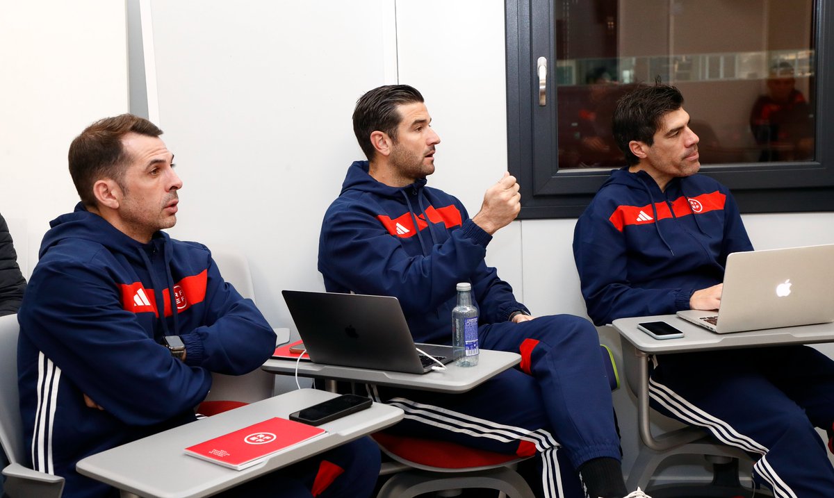 Academia RFEF tweet media