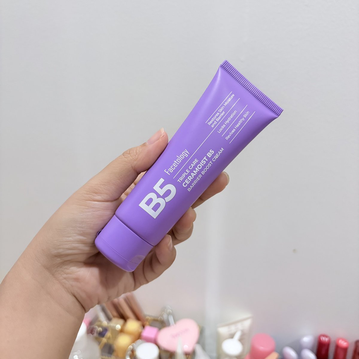 nocturnalcutie's tweet image. the problem                            the (NEW) solution