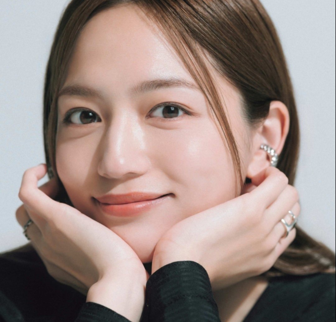 GatyCc's tweet image. 川口春奈さん❤
めちゃくちゃかわいい❤❤
涙袋描いてる？
#川口春奈
#スキャンダルイブ