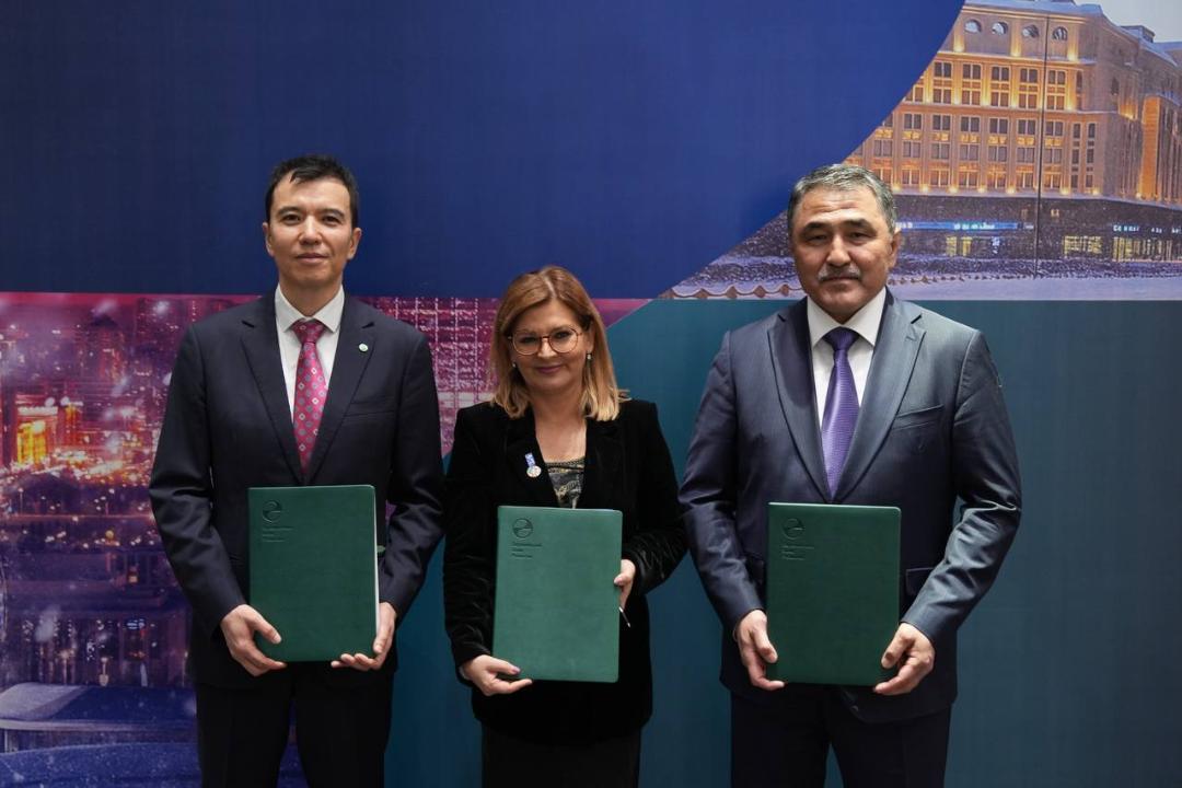 Partnerships drive sustainable economies. The Eurasian Development Bank, 🇰🇿 Ministry of Water Resources and Irrigation &amp; UNDP are launching a $5.3M project to boost sustainable irrigation through smart irrigation techniques, digital tools &amp; capacity building.