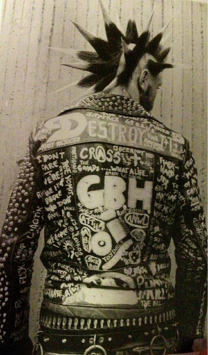 billynews3's tweet image. PUNK´S NOT DEAD
#punk #punkrock #punksnotdead #punkrocker
#punks #punkstyle #punkrockers
#oldschoolpunk #staypunk #punklife
#punkforever #punkmusic #punkbands
#punknotdead #punkisnotdead #streetpunk
#punker #upthepunx #UpThePunk