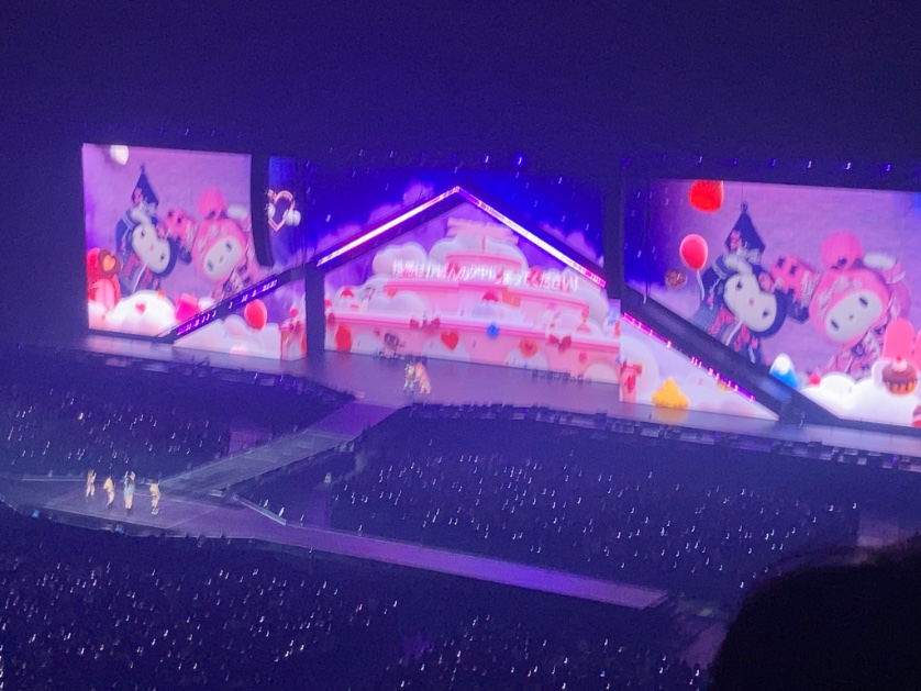 aimyoon__'s tweet image. ①突然のキティ・クロミ登場
②アンコール、crazyのEDMでぶち上げ。クラブかと思った