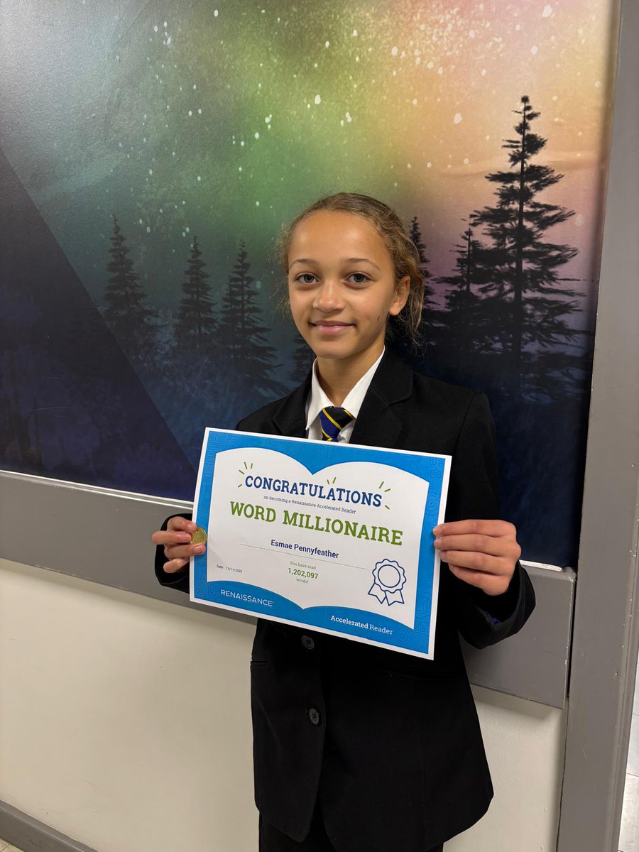 DeltaGarforth's tweet image. And Esmae in Year 7! Another Millionaire Reader ⭐