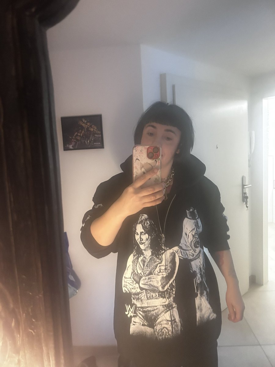 Mimi_Loona1985's tweet image. Hope is a good thing. Hope. Faith and love. Either you do something wholeheartedly, or you don&apos;t.✨✨
#RheaRipley 
#TERRIFIER 
#terrifier 
#wwerhearipley