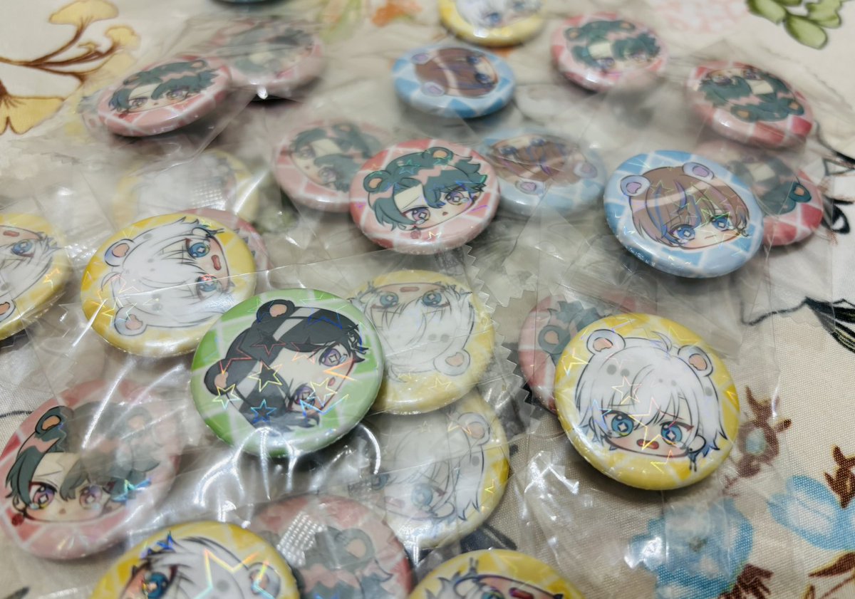 哭哭熊熊🐻有星星膜喔✨

#霓集箱  #BTB