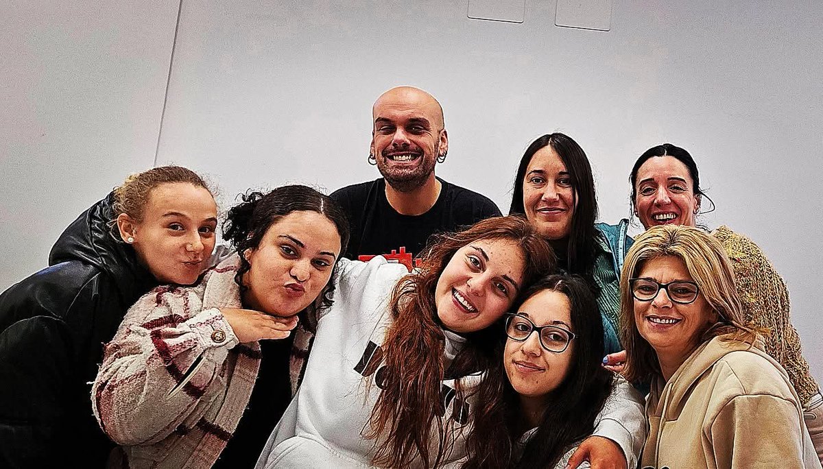 🗓 Vamos terminando el año y algunos proyectos. 👋🏼 Otro grupo terminado y otras horas de formación a la mochila 🎒

👉🏽 Certificado de Profesionalidad de Dinamización de actividades de tiempo libre educativo infantil y juvenil de ITC Formación 🏁

#Formación #AnimaNómada