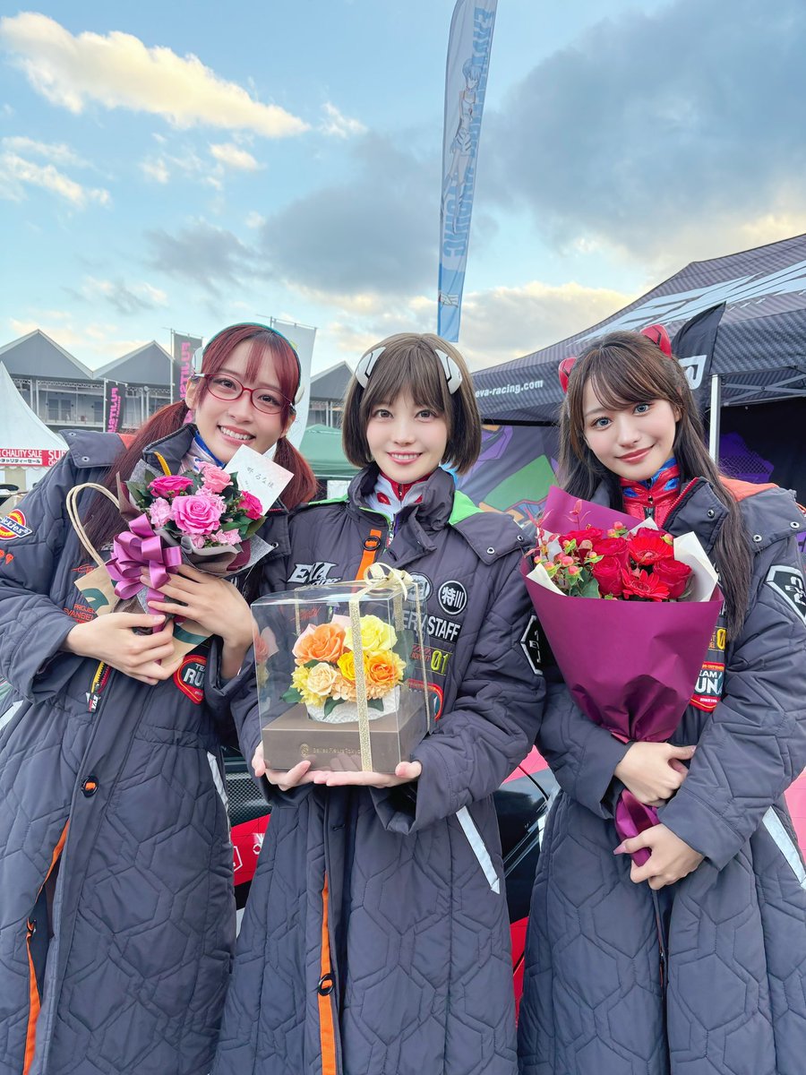 【しょうこ】1/350 キングギドラ ＆ ハセガワ EVAR 赤城ありさ llhat_4967834524514