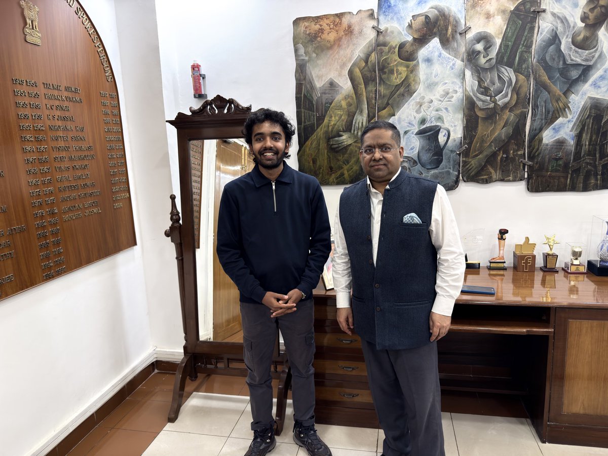 soilsahiljha's tweet image. Today in New Delhi I met with the indian ministry of external affairs spokesperson shri randhir jaiswal ji, 
After crossing 16 countries on a bicycle to raise soil health as a global concern, i am now preparing for my USA journey next year in March, @MEAIndia @SergioGor