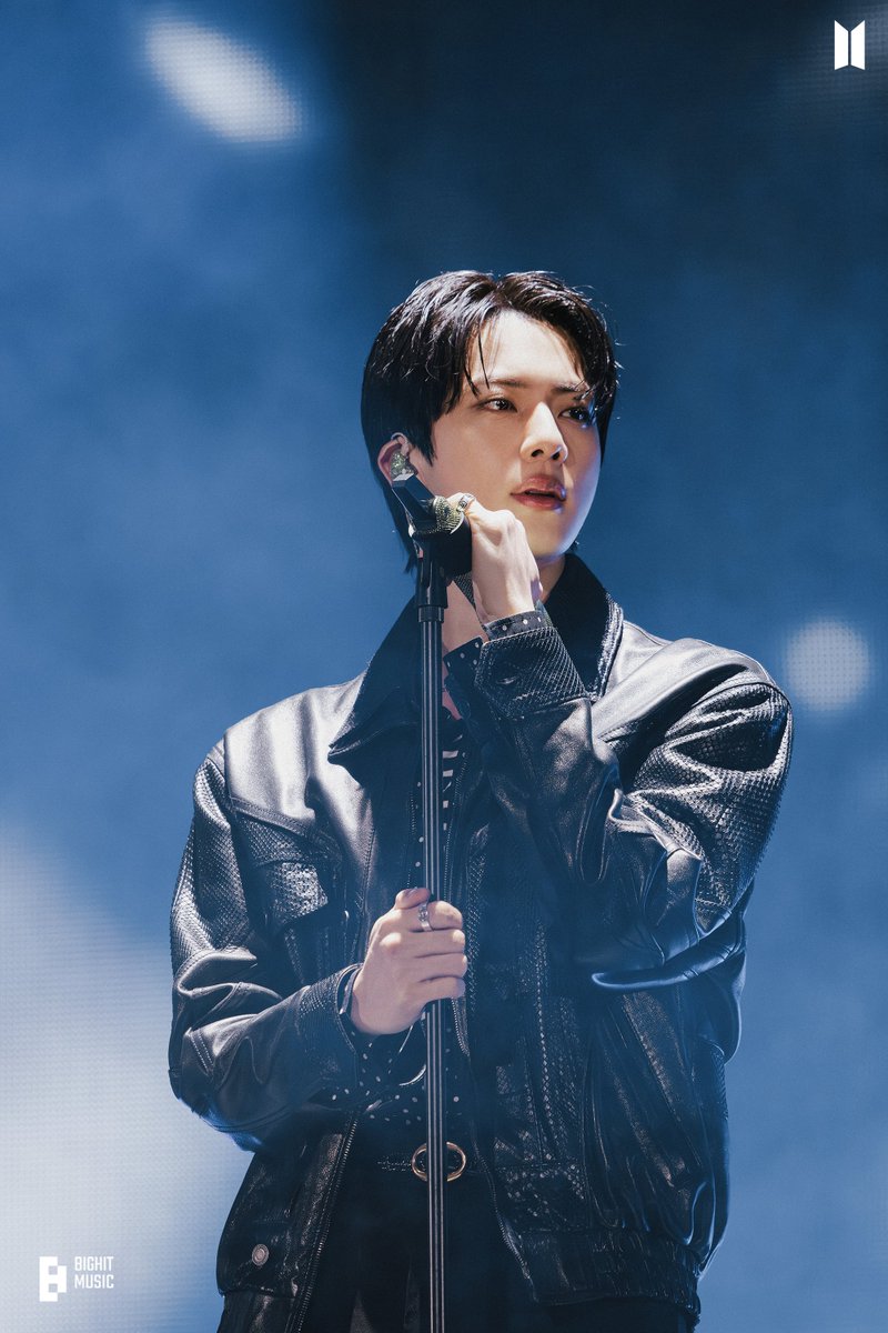 BTS ジン　値下げ不可 BTS JIN Falling Feat.Taka (@BBuQ4viyuw97895) / Posts / X