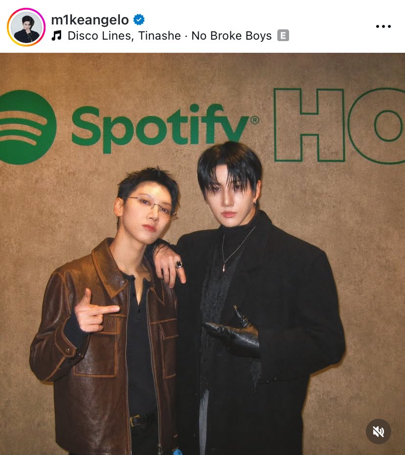 รอพี่ไมค์ลงอยู่เลย ว่าแล้วว่าได้ถ่ายด้วยกันแน่นอนนน 😭💜