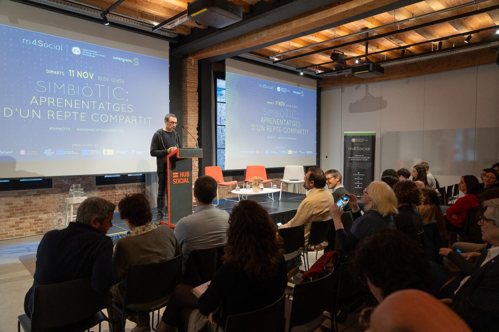 🤝 Finalitza #SimbiòTIC, el projecte de #transformaciódigital del Tercer Sector Social! La jornada 'SimbiòTIC: aprenentatges d’un repte compartit' (<a href="/m4_social/">m4Social</a>) va permetre repensar la #tecnologia!

ℹ️ Tots els detalls a punttic.gencat.cat/article/finali…
