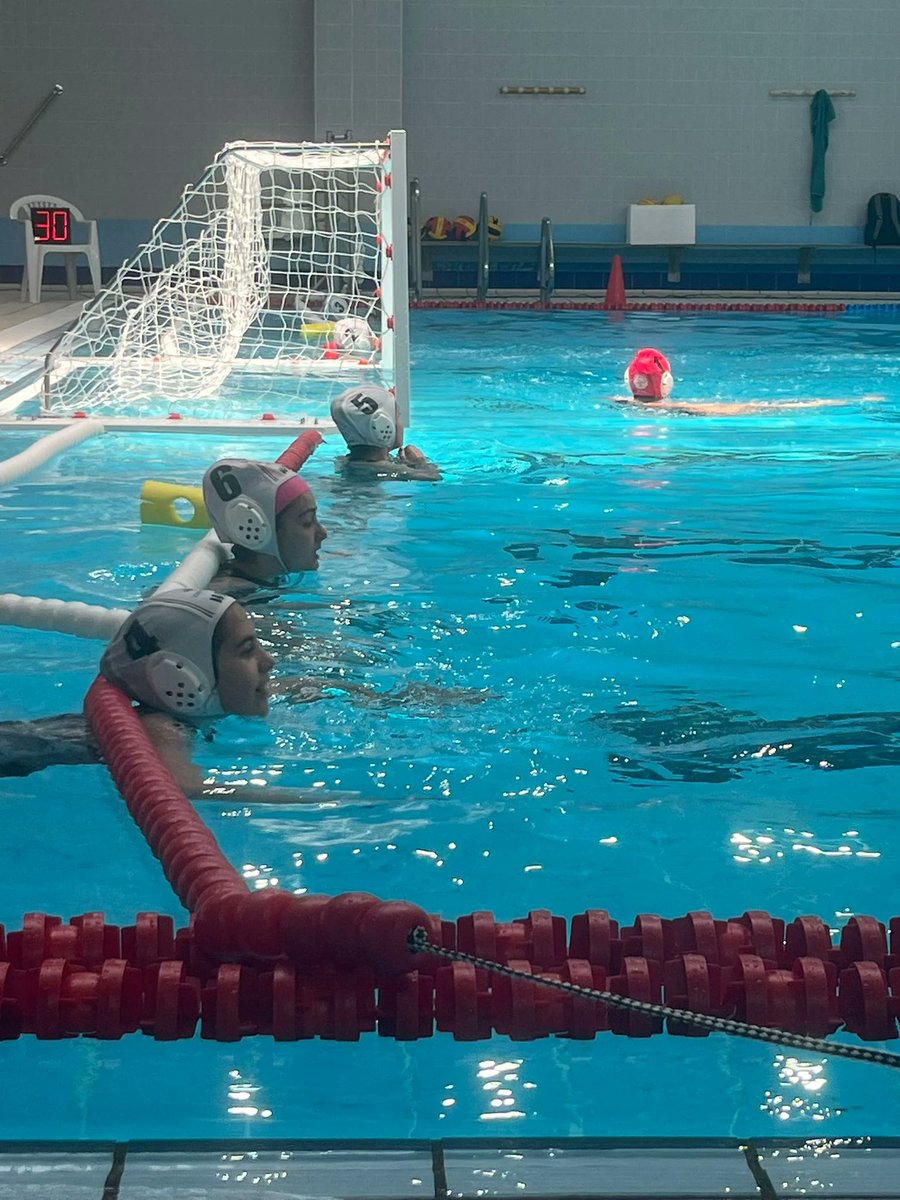 🗞️ A una semana del debut liguero 

El <a href="/waterpolozamora/">Waterpolo Zamora</a> no ha parado de entrenar desde el 3 de Octubre para la preparación de su estreno liguero

✍🏽 Víctor Prieto Jorge

Lee nuestro artículo 👇
elafizionado.es/a-una-semana-d…